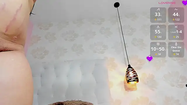 Chat +18 de CIELO_BANKS ao vivo