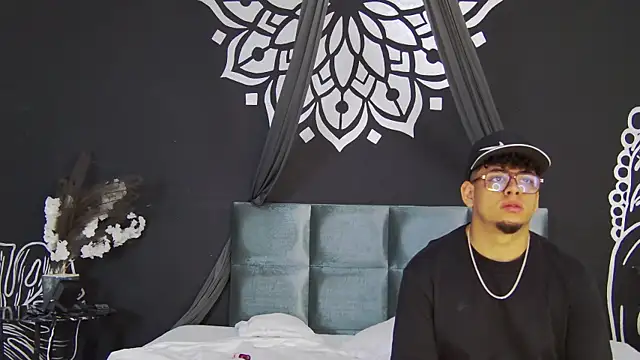 Kamie_SebasDolce Chat XXX live