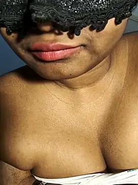 Show de DIRTYSECRET_QUEEN_07 na webcam