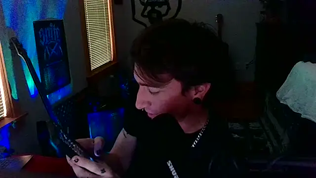 LEVIATHANX666's Live XXX Chat