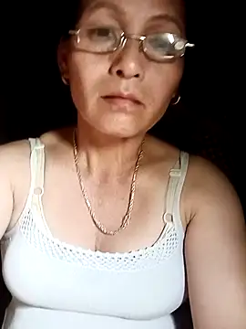 Živý XXX chat Cucci07