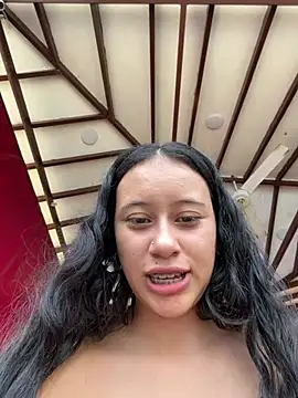 l0lita_emi Obrolan Langsung XXX