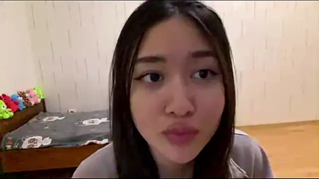 Živý XXX chat YourMiIa