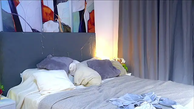 NelleMihalko's Live XXX Chat