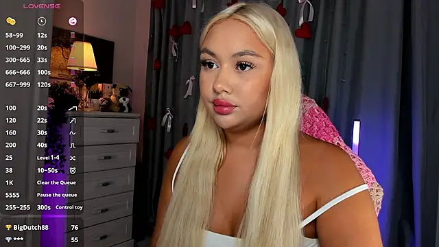 _Loneve__のライブXXXチャット