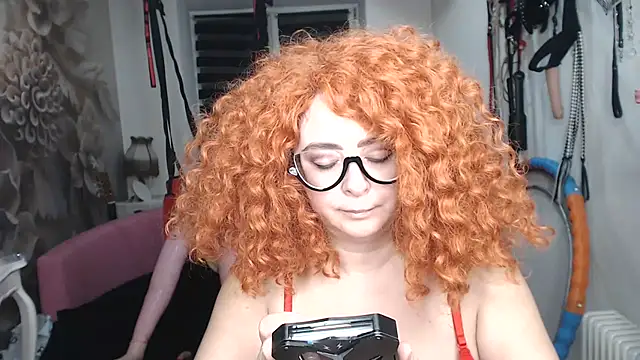 MISSwithDOLLS Adlı Modelin Canlı XXX Sohbeti