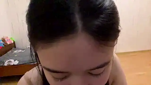 YourMiIa's Live XXX Chat