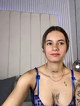 JuliaColemann Chat XXX live