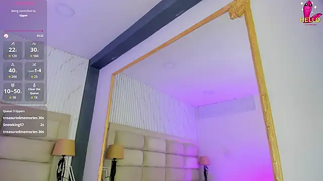 Živý XXX chat CarolineFyre