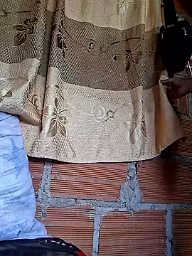 Juli_Powl Adlı Modelin Canlı XXX Sohbeti