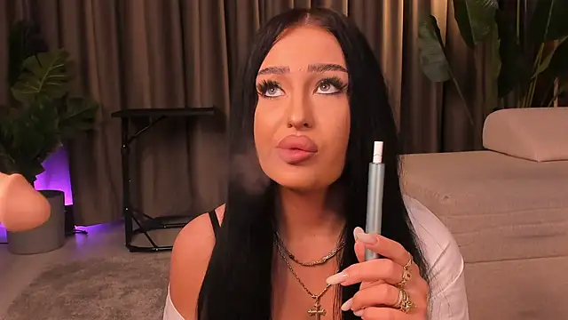 Chat XXX en directo de EmeraldKat