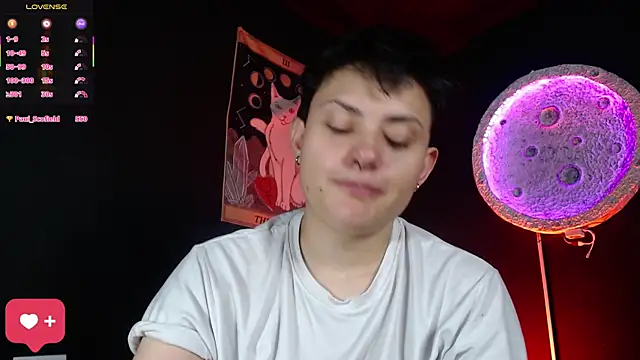 Онлайн чат XXX girl_intense444