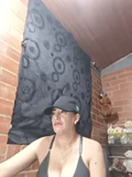 Alexandrina 现场XXX聊天