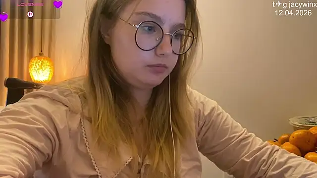 แชท XXX สดของ JacyWinslat