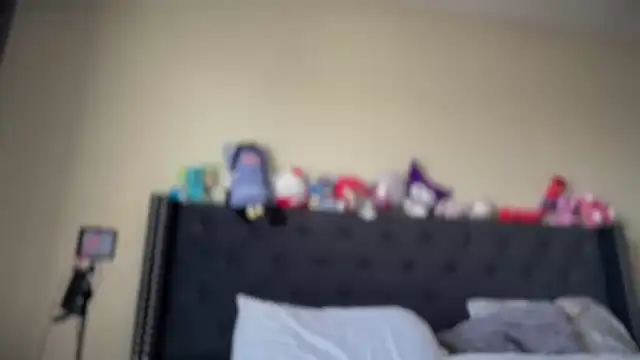 โชว์เว็บแคมของ Cum2Charm