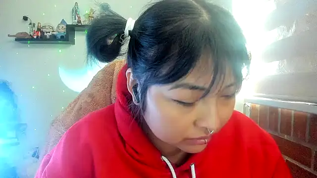 Chat XXX ao vivo de Shaddycute_