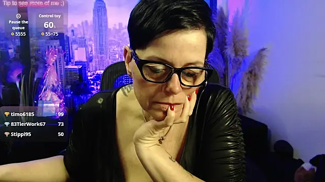 ninarandmann's Live XXX Chat