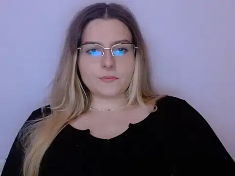 دردشة BritneySensual الجنسية المباشرة