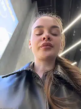 Онлайн чат XXX KristiRich