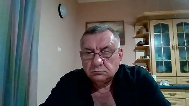 XXX chat uživo modela machomale3