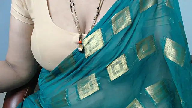 sunitha-3 Live XXX-Chat