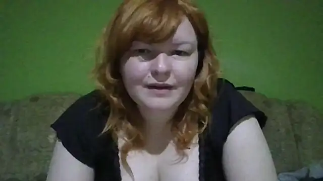 KrisryOxNikss webcam show