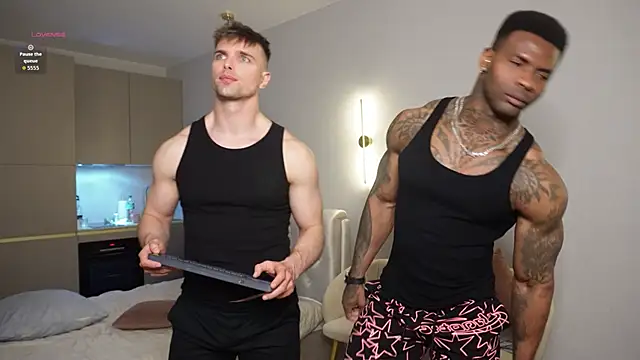 Nik_Sharp Adlı Modelin Canlı XXX Sohbeti