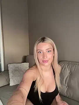 BlondeChiaran Webbikameraesitys