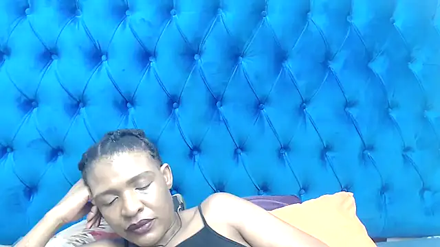 SpicyQueenxxxx's Live XXX Chat