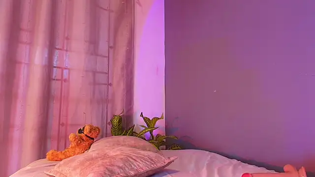 adara_johnson__'s Live XXX Chat