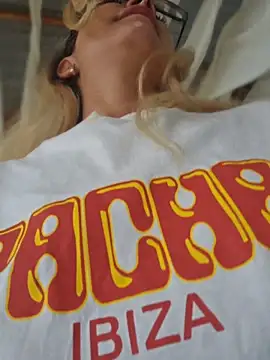 Pretty_roxxyy 现场XXX聊天