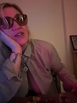 Granlady7's Live XXX Chat