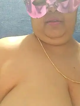 tamilthanushrin Live XXX chat