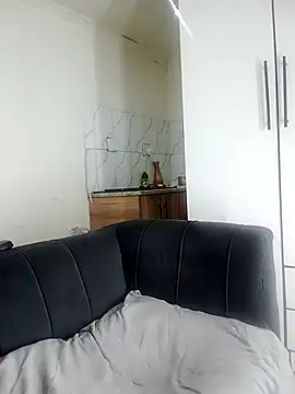 BUSTYQUEEN56_ 即時 XXX 聊天