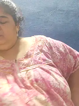 tamilthanushri Live XXX-Chat