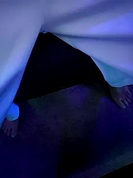 chronic_vibez's Webcam Show