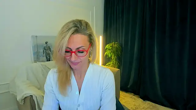 MuseOfStage Obrolan Langsung XXX