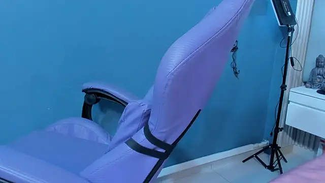 Chatroom XXX en direct de luly_dreams