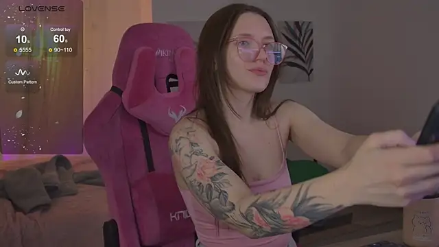 JennyDens Live XXX-chat