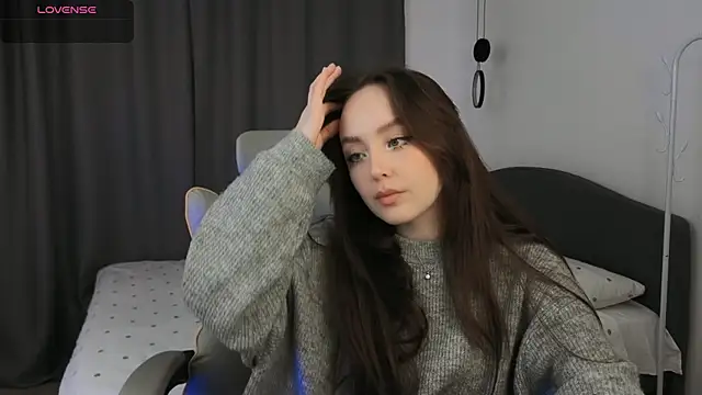 fallin_lovee Adlı Modelin Canlı XXX Sohbeti