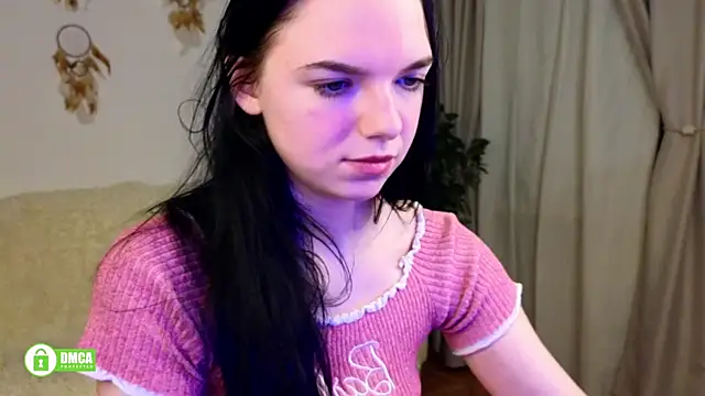 XXX chat uživo modela Evelin_wow