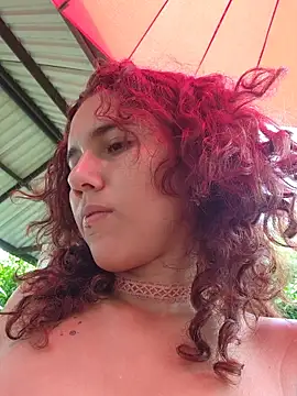 Chat +18 de Isabella_Stark ao vivo