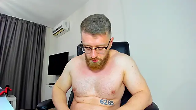 XXX chat uživo modela Findom_guy