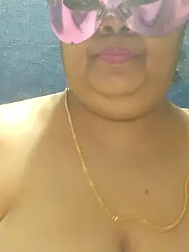 tamilthanushri Live XXX Chat