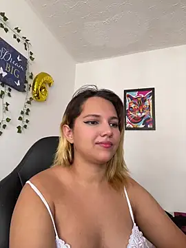 Chat XXX ao vivo de aurora_bela