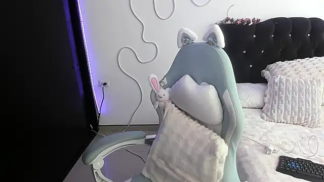 hollycute__ 现场XXX聊天