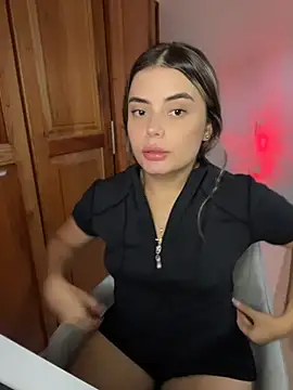 Miss_valeriaa 现场XXX聊天