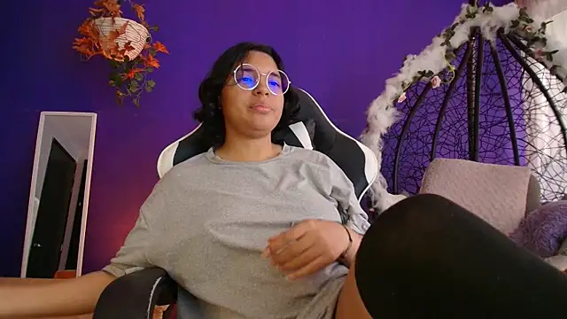 XXX chat uživo modela Emmapark_