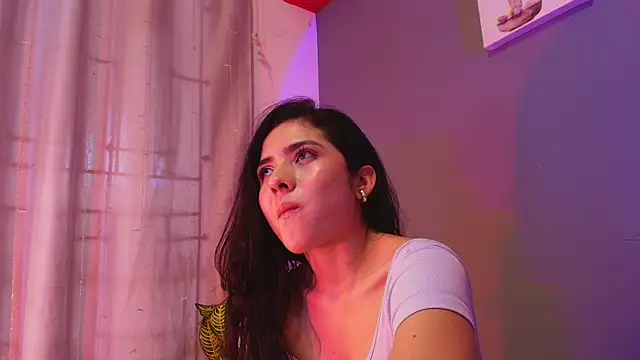 adara_johnson__: онлайн-секс-чат