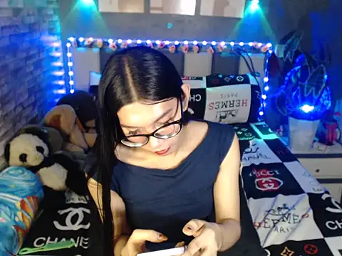 HotNathalie6900 在線直播表演